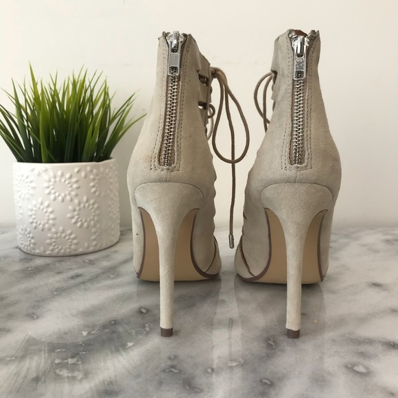 Steve Madden Lace-Up Booties Size 7.5 - Picture 5 of 8